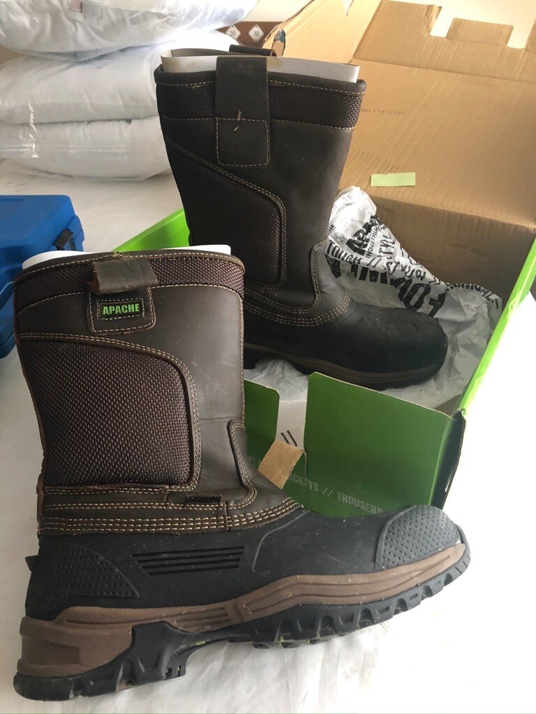 apache rigger boots